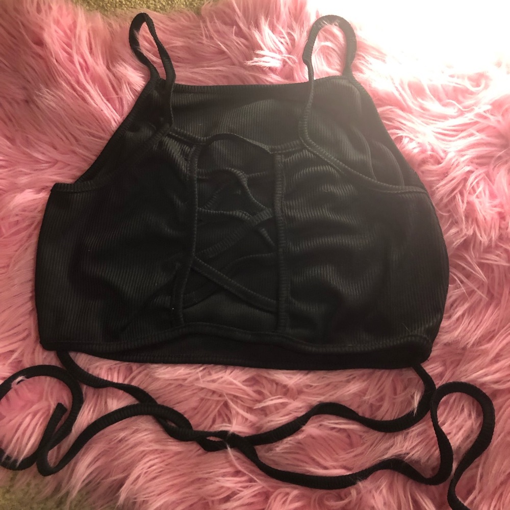 Brand New! Baddie Criss-Cross Crop Top😍 - Picture 6 of 6